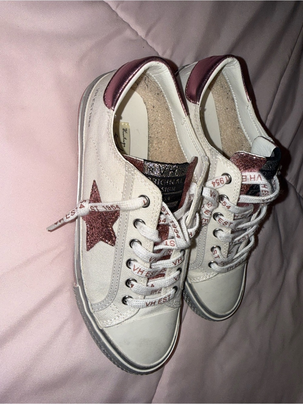 Vintage Havana White Sneakers with Metallic Burgundy Star and Heel